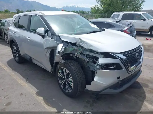 5N1BT3BA3PC945780 2023 NISSAN ROGUE - Image 1