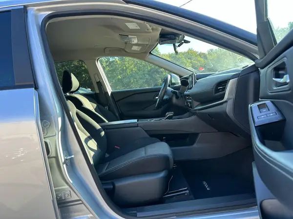 5N1BT3BA3RC696805 2024 NISSAN ROGUE - Image 8