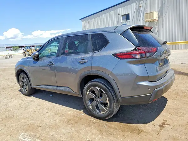 5N1BT3BA3RC703753 2024 NISSAN ROGUE - Image 2