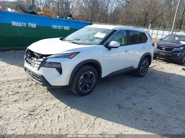 5N1BT3BA3SC778202 2025 NISSAN ROGUE - Image 2