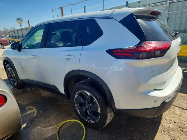 5N1BT3BA3SC785361 2025 NISSAN ROGUE - Image 2