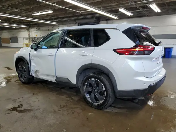 5N1BT3BA3SC785392 2025 NISSAN ROGUE - Image 2