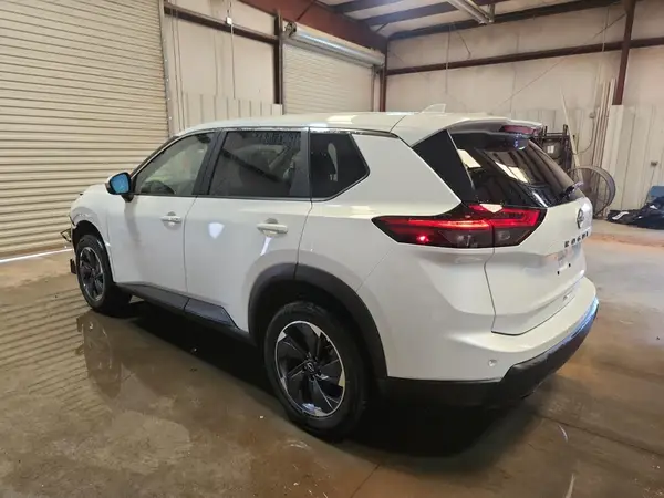 5N1BT3BA3SC786607 2025 NISSAN ROGUE - Image 2