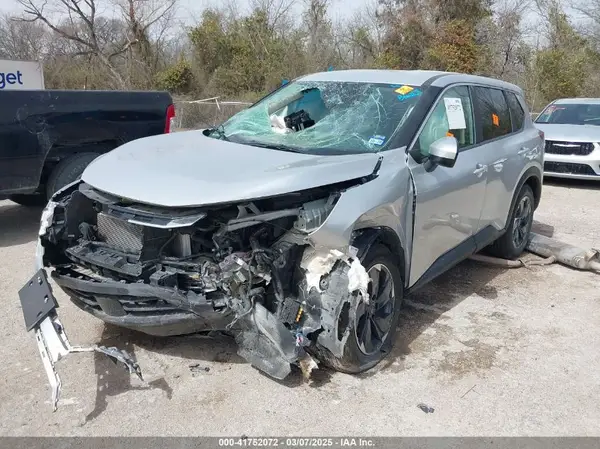 5N1BT3BA3SC789295 2025 NISSAN ROGUE - Image 2