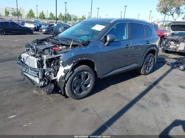 5N1BT3BA3SC823736 2025 NISSAN ROGUE - Image 2