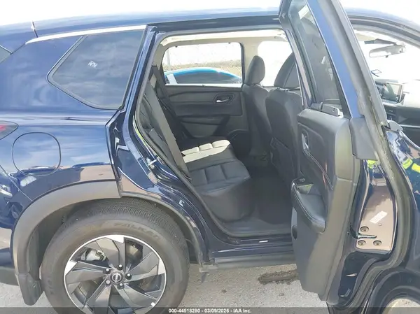 5N1BT3BA3SC856333 2025 NISSAN ROGUE - Image 8