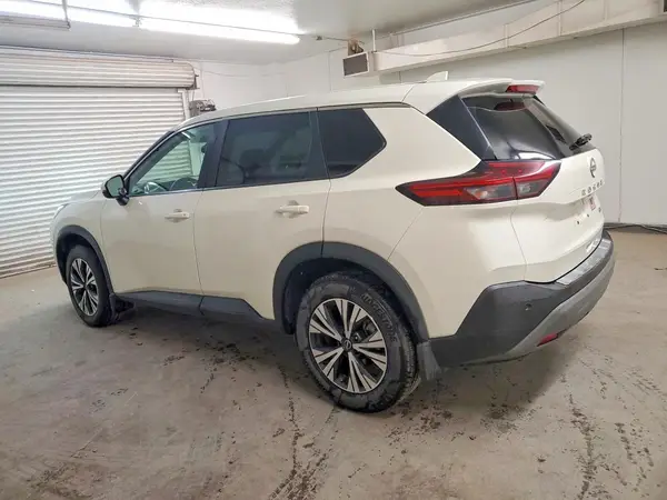 5N1BT3BA4NC671597 2022 NISSAN ROGUE - Image 2