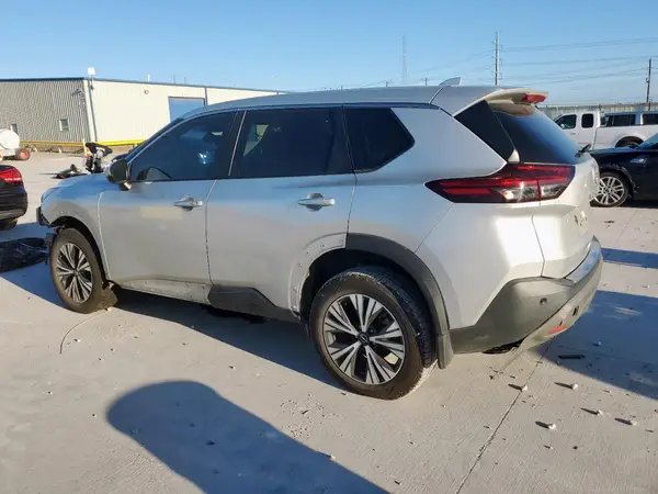 5N1BT3BA4NC673947 2022 NISSAN ROGUE - Image 2