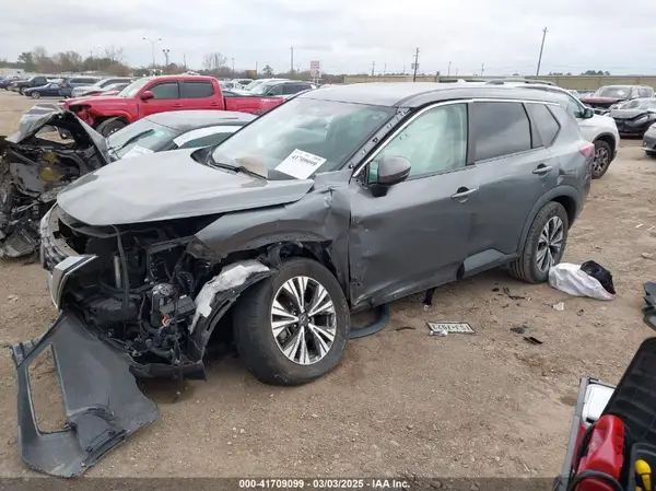 5N1BT3BA4NC677271 2022 NISSAN ROGUE - Image 2
