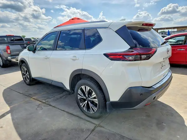 5N1BT3BA4NC701228 2022 NISSAN ROGUE - Image 2