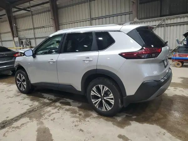 5N1BT3BA4NC711354 2022 NISSAN ROGUE - Image 2