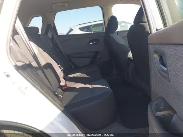 5N1BT3BA4PC794626 2023 NISSAN ROGUE - Image 8