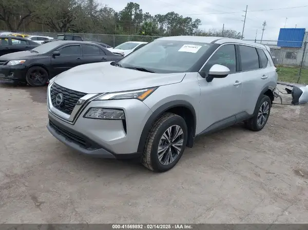 5N1BT3BA4PC913033 2023 NISSAN ROGUE - Image 2