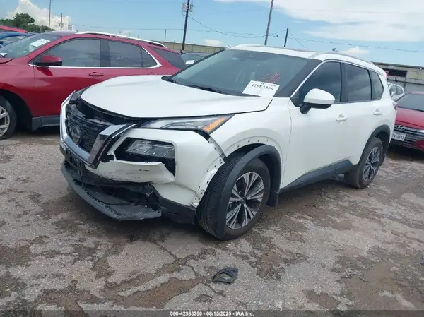 5N1BT3BA4PC948221 2023 NISSAN ROGUE - Image 2
