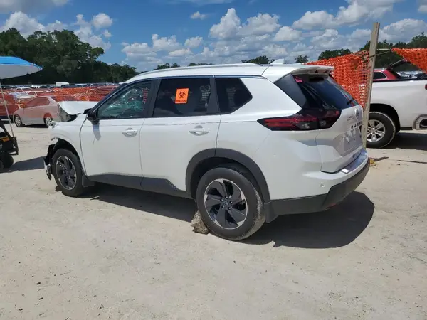 5N1BT3BA4RC751942 2024 NISSAN ROGUE - Image 2