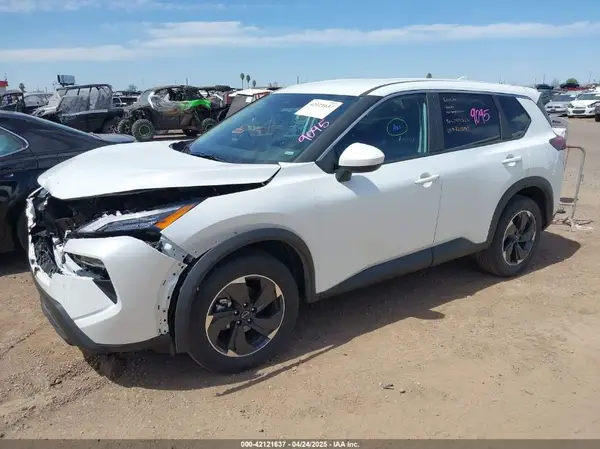 5N1BT3BA4SC796336 2025 NISSAN ROGUE - Image 2