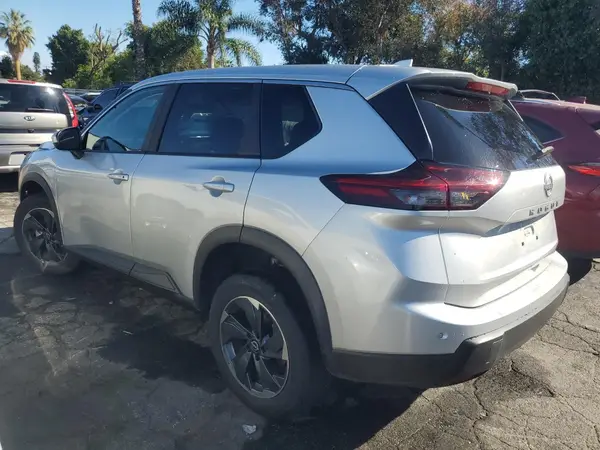 5N1BT3BA4SC807612 2025 NISSAN ROGUE - Image 2