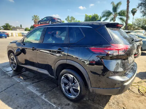 5N1BT3BA4SC826239 2025 NISSAN ROGUE - Image 2