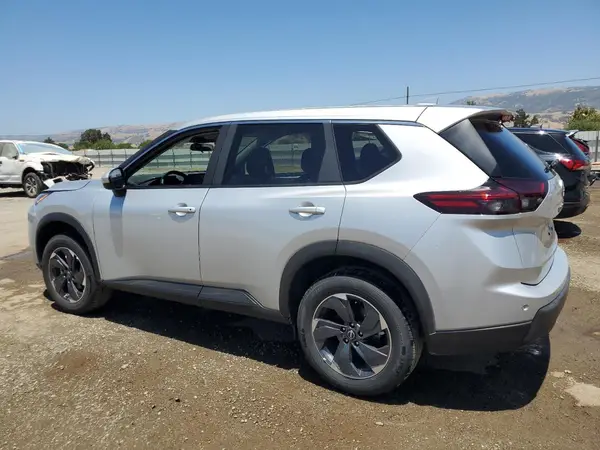 5N1BT3BA4SC826953 2025 NISSAN ROGUE - Image 2