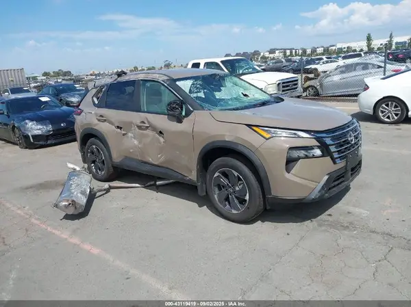 5N1BT3BA4SC842277 2025 NISSAN ROGUE - Image 1