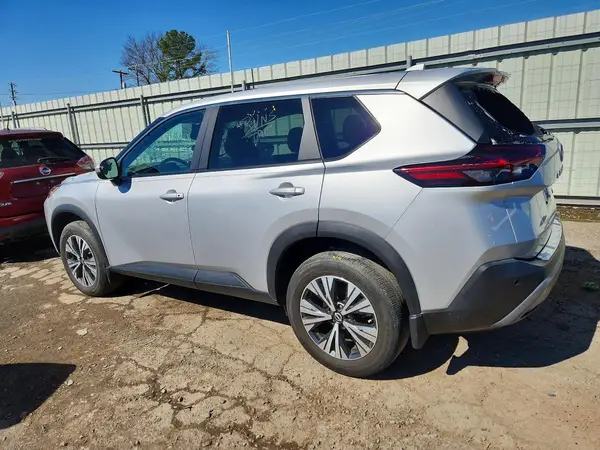 5N1BT3BA5NC676999 2022 NISSAN ROGUE - Image 2