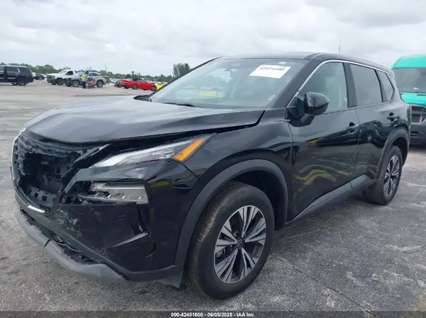 5N1BT3BA5PC858026 2023 NISSAN ROGUE - Image 2