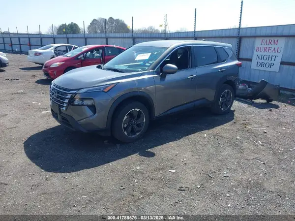 5N1BT3BA5RC702071 2024 NISSAN ROGUE - Image 2