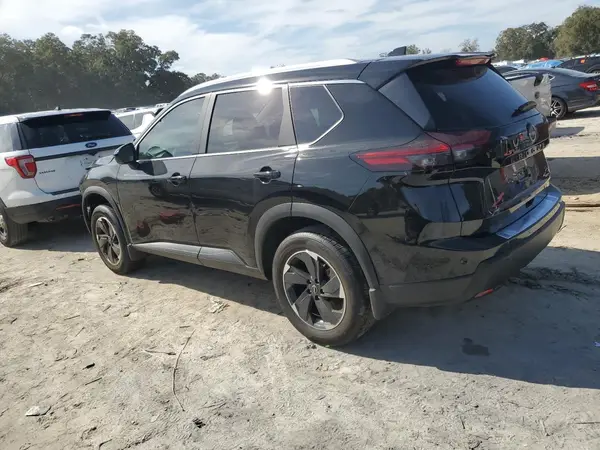 5N1BT3BA5RC724233 2024 NISSAN ROGUE - Image 2