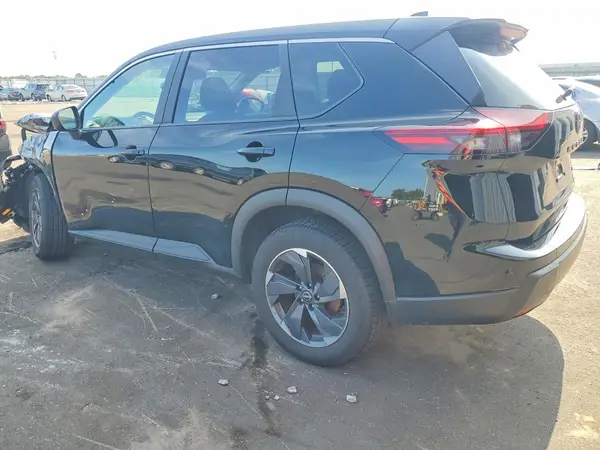 5N1BT3BA5RC749780 2024 NISSAN ROGUE - Image 2