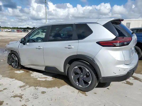 5N1BT3BA5SC777665 2025 NISSAN ROGUE - Image 2