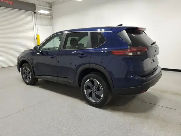 5N1BT3BA5SC808204 2025 NISSAN ROGUE - Image 2
