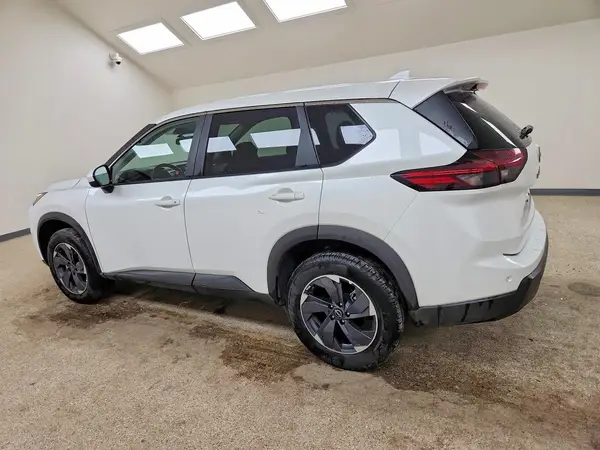 5N1BT3BA5SC813161 2025 NISSAN ROGUE - Image 2