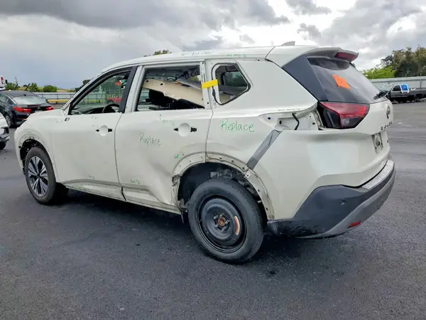 5N1BT3BA6NC709038 2022 NISSAN ROGUE - Image 2