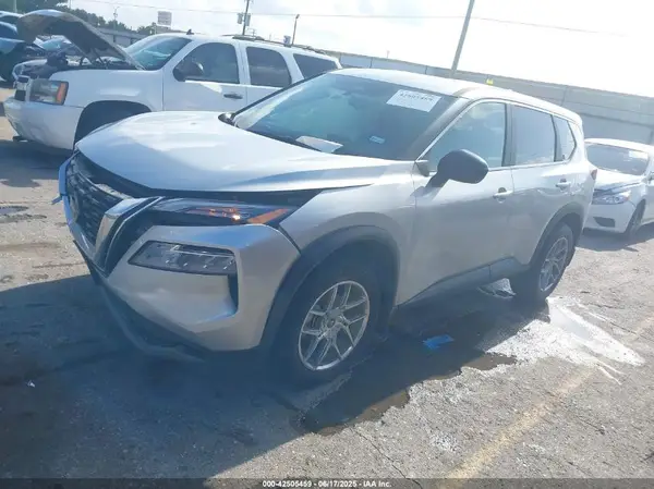 5N1BT3BA6PC786348 2023 NISSAN ROGUE - Image 2