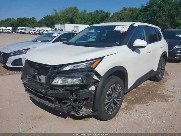 5N1BT3BA6PC929959 2023 NISSAN ROGUE - Image 2