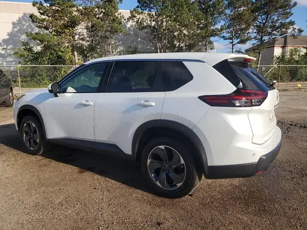5N1BT3BA6RC694529 2024 NISSAN ROGUE - Image 2