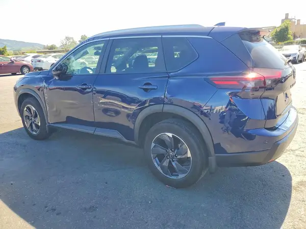 5N1BT3BA6RC743065 2024 NISSAN ROGUE - Image 2
