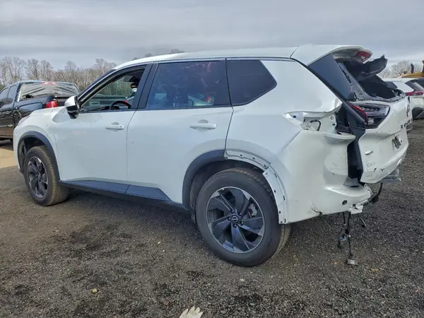 5N1BT3BA6SC768831 2025 NISSAN ROGUE - Image 2