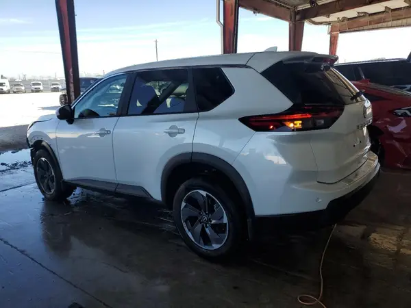 5N1BT3BA6SC789792 2025 NISSAN ROGUE - Image 2