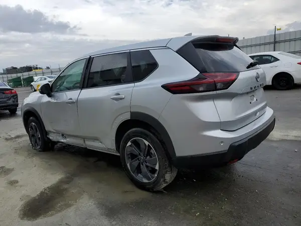 5N1BT3BA6SC808048 2025 NISSAN ROGUE - Image 2