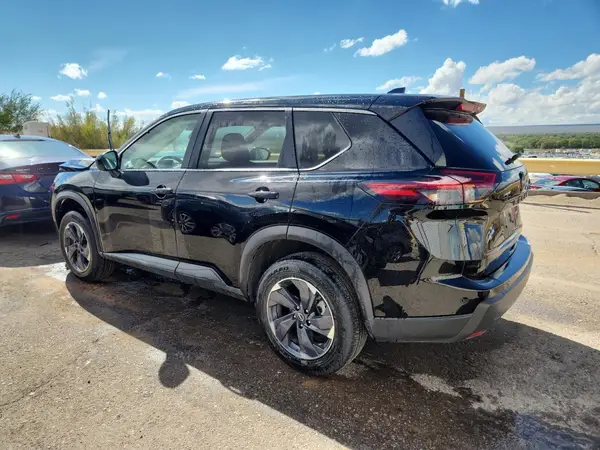 5N1BT3BA6SC825156 2025 NISSAN ROGUE - Image 2