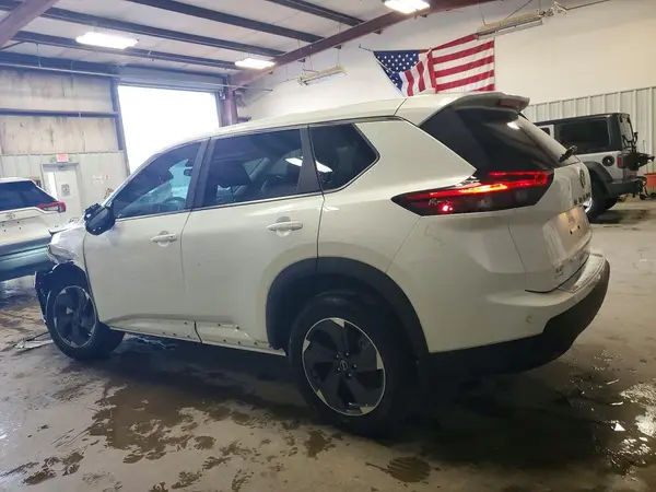 5N1BT3BA6TC707674 2026 NISSAN ROGUE - Image 2