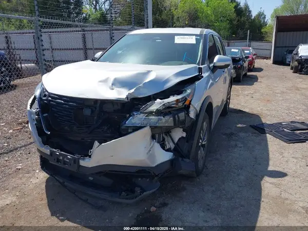 5N1BT3BA7NC676860 2022 NISSAN ROGUE - Image 2