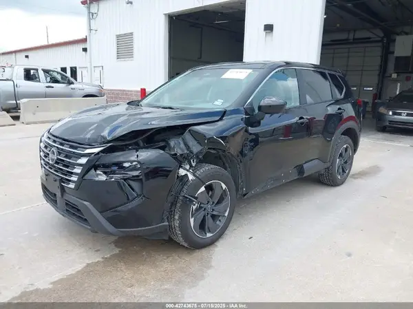 5N1BT3BA7RC671390 2024 NISSAN ROGUE - Image 2