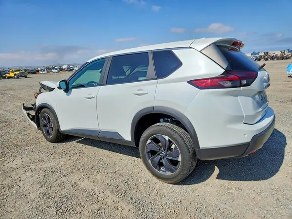 5N1BT3BA7RC683393 2024 NISSAN ROGUE - Image 2