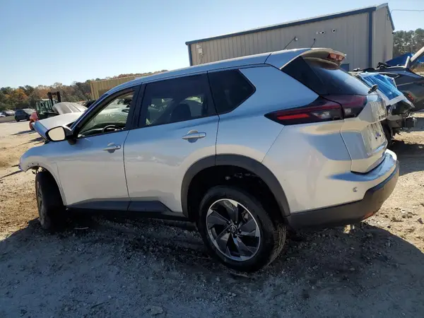 5N1BT3BA7RC712701 2024 NISSAN ROGUE - Image 2
