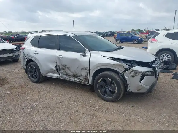 5N1BT3BA7RC758366 2024 NISSAN ROGUE - Image 1