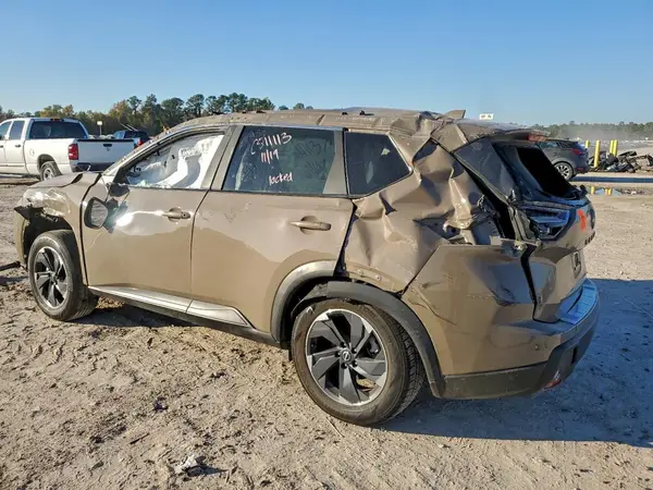 5N1BT3BA7SC674117 2025 NISSAN ROGUE - Image 2