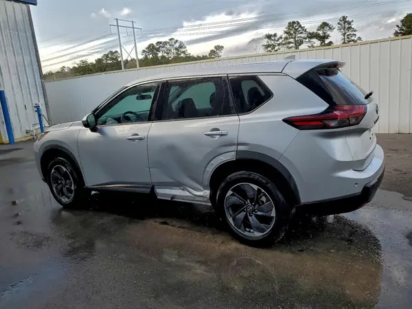 5N1BT3BA7SC766702 2025 NISSAN ROGUE - Image 2