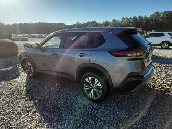 5N1BT3BA8NC685549 2022 NISSAN ROGUE - Image 2